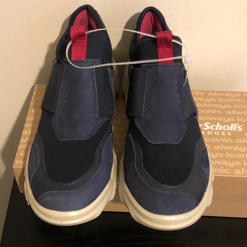 Ecco Kids Navy and Red Slip-On Sneakers - Picture 4 of 4